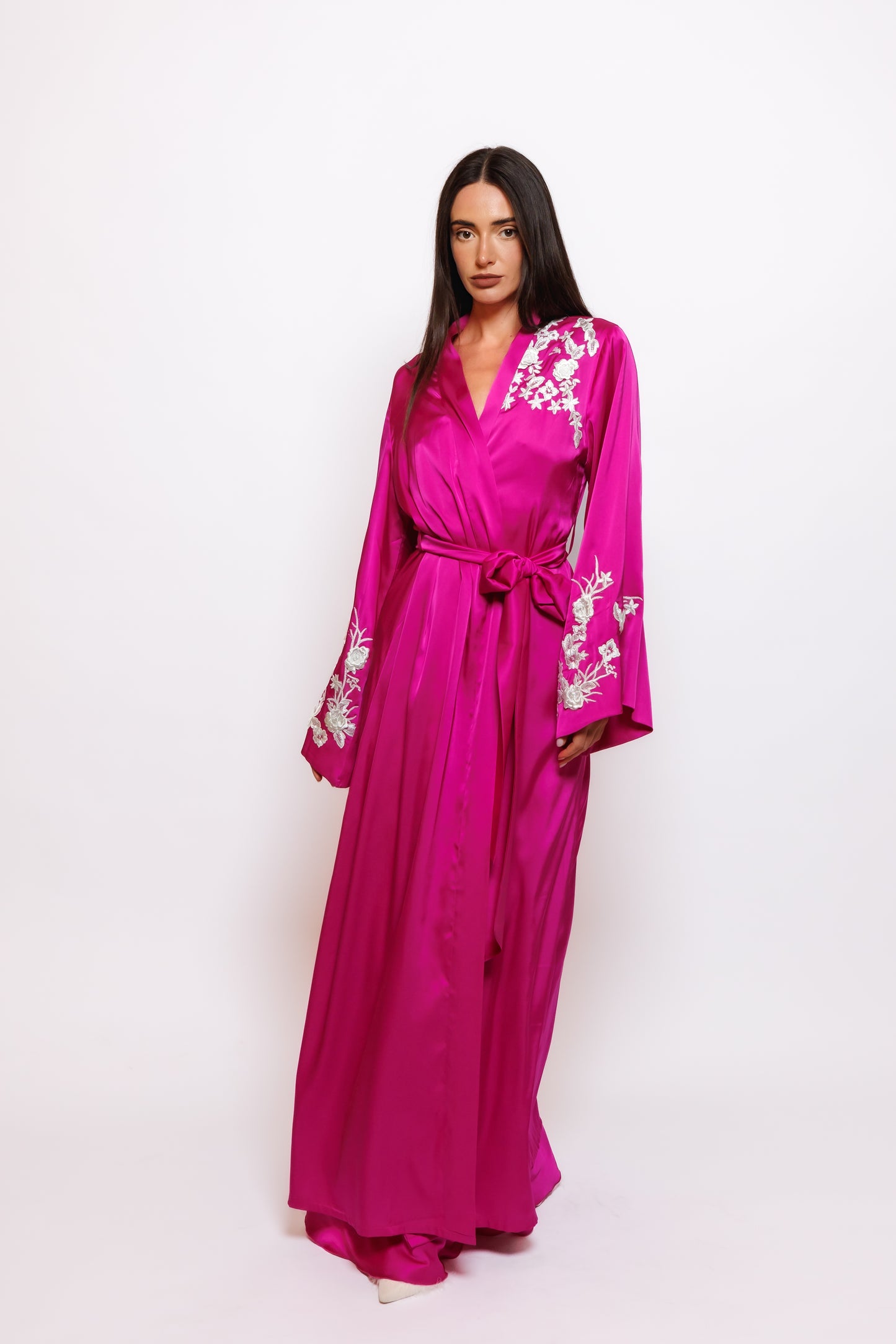 SILK NIGHTY AND ROBE W/LACE