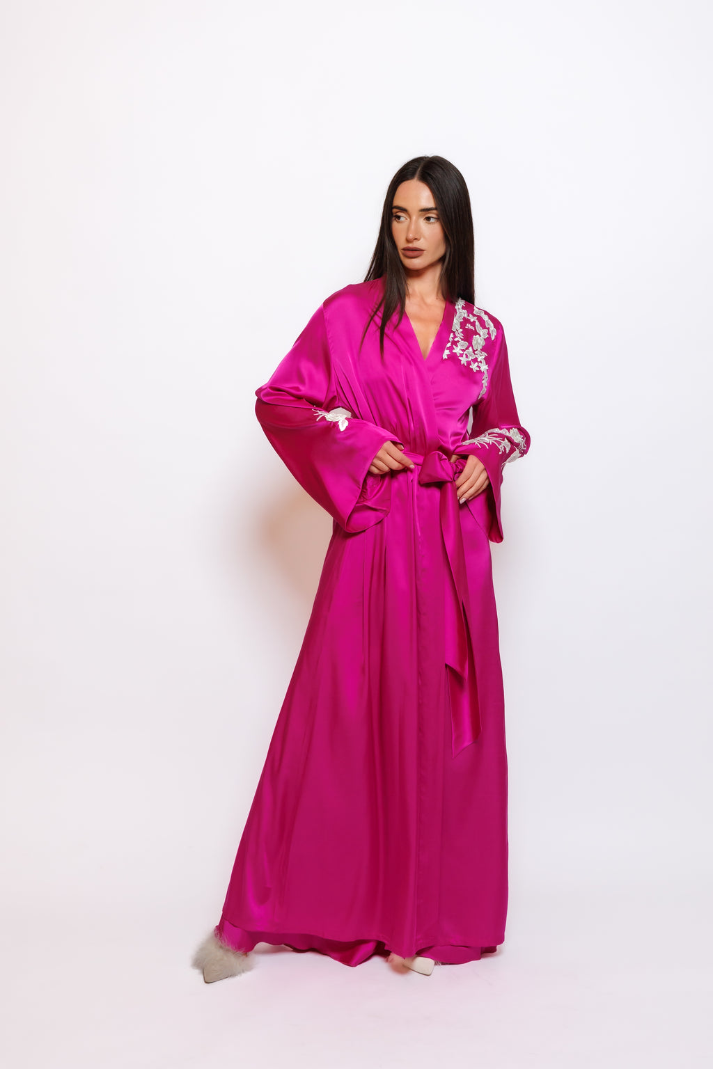 SILK NIGHTY AND ROBE W/LACE