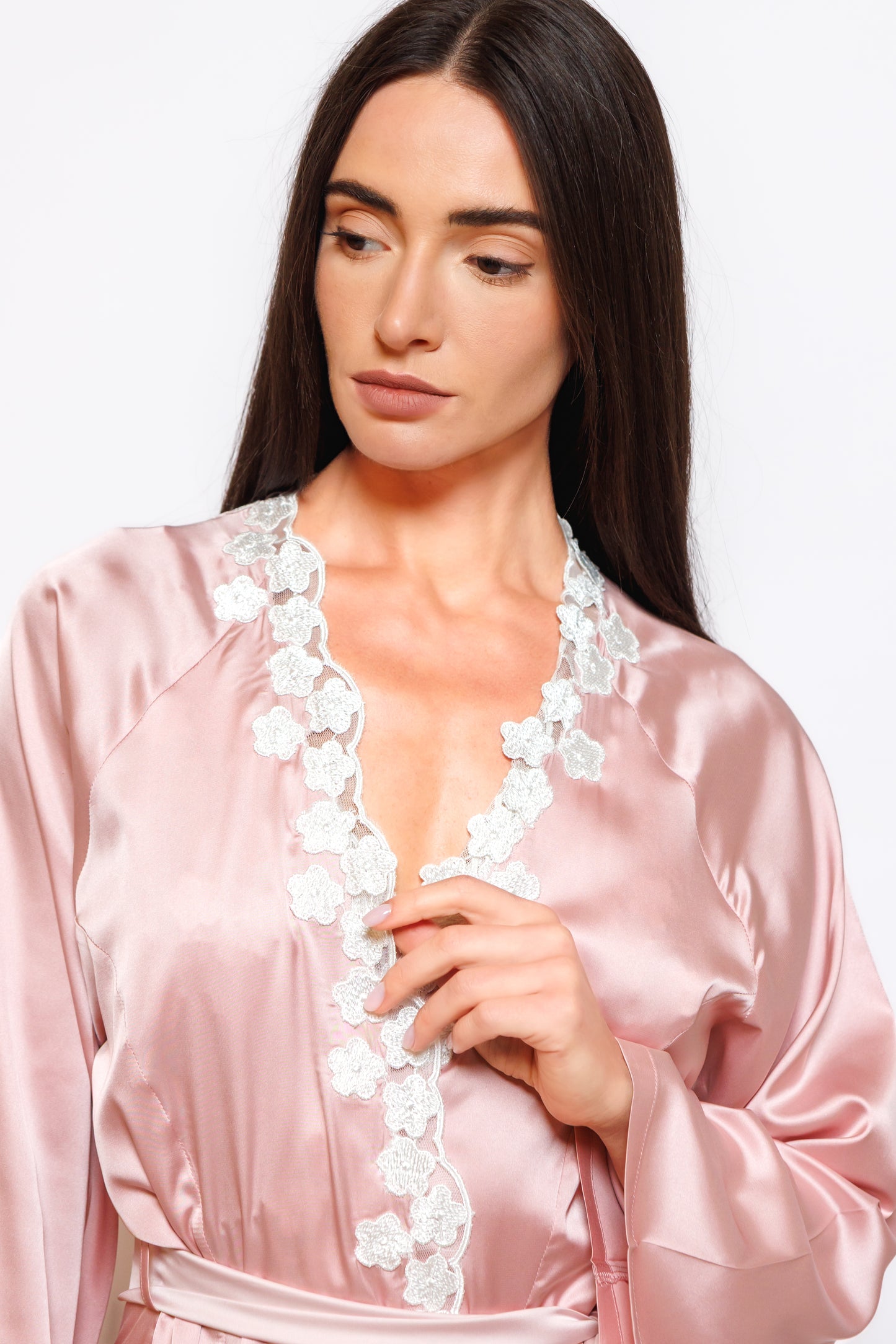SILK NIGHTY AND ROBE W/LACE