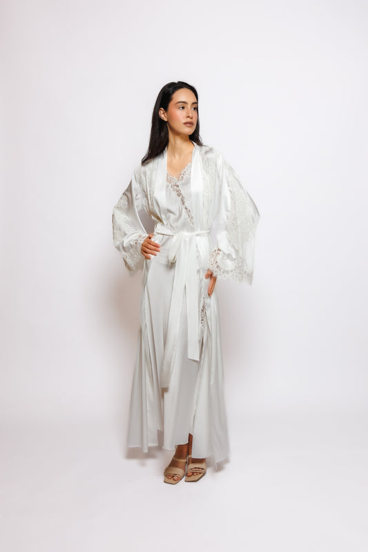 PURE SILK NIGHTY AND ROBE W/LACE