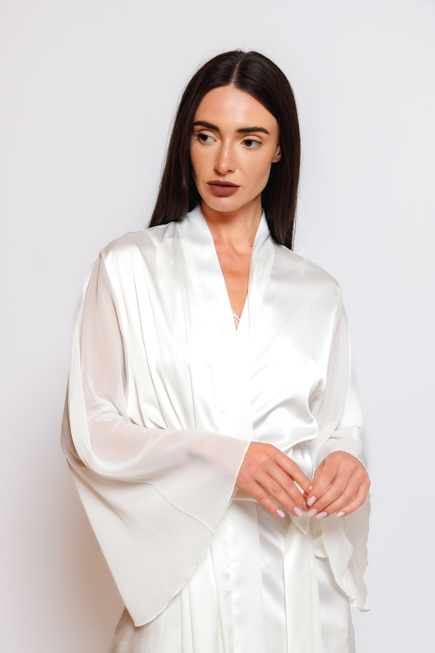 SILK NIGHTY AND ROBE W/CHIFFON HAND PART