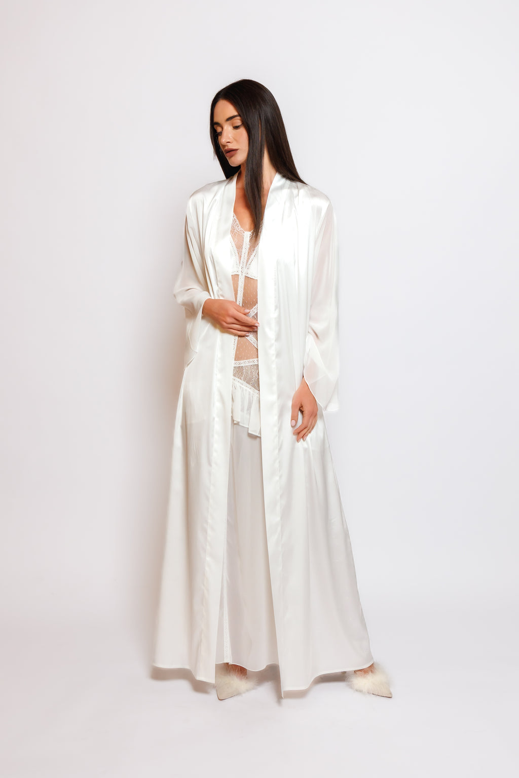 SILK NIGHTY AND ROBE W/CHIFFON HAND PART