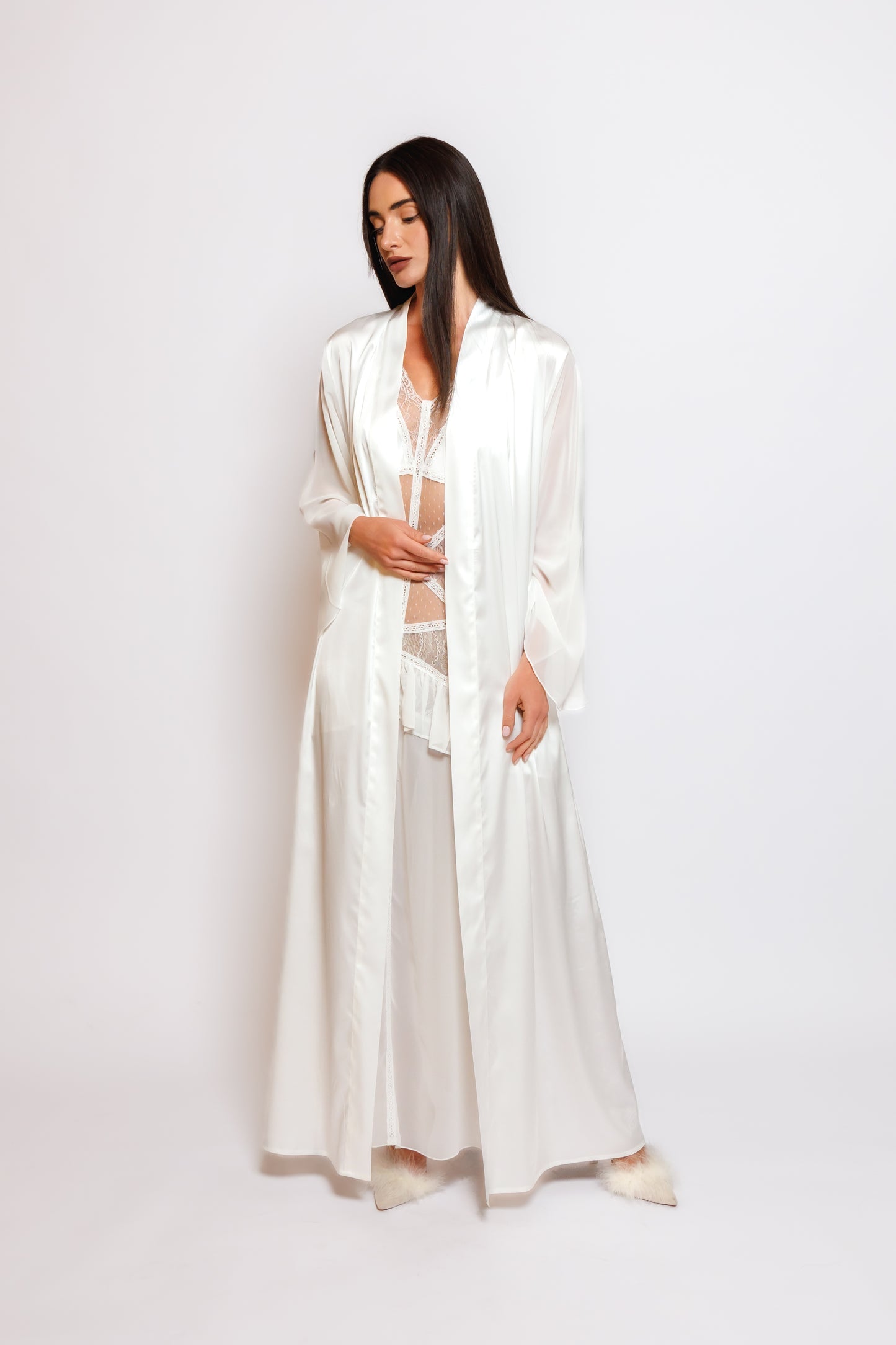 SILK NIGHTY AND ROBE W/CHIFFON HAND PART