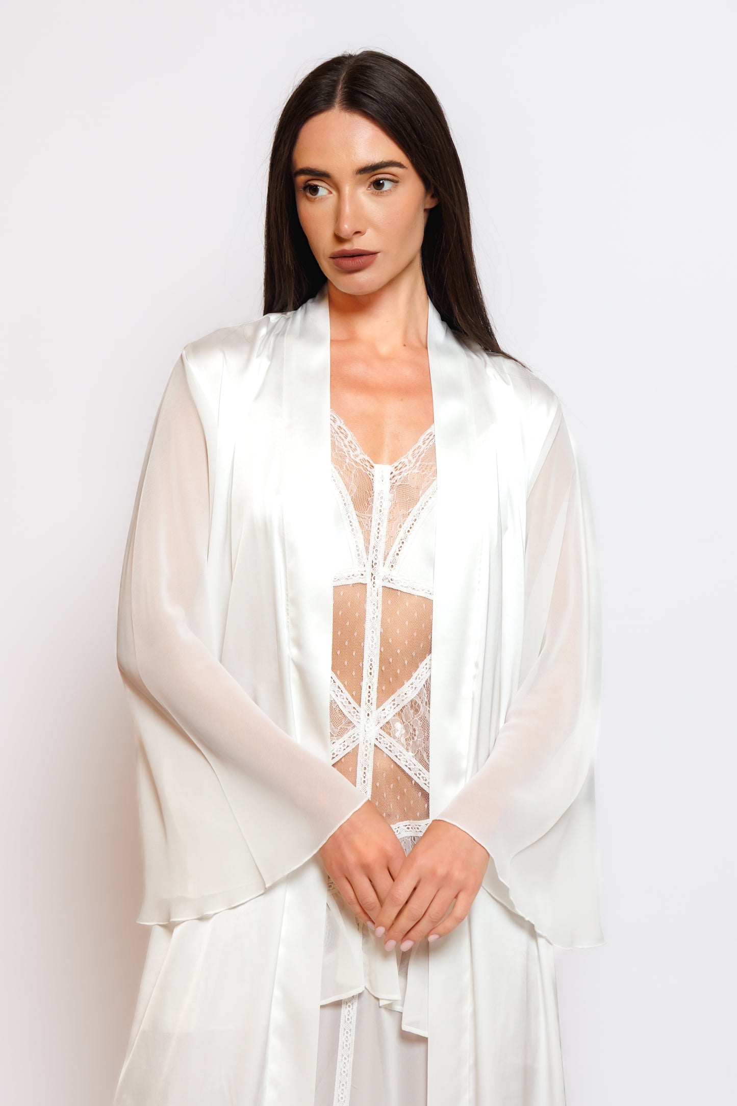 SILK NIGHTY AND ROBE W/CHIFFON HAND PART