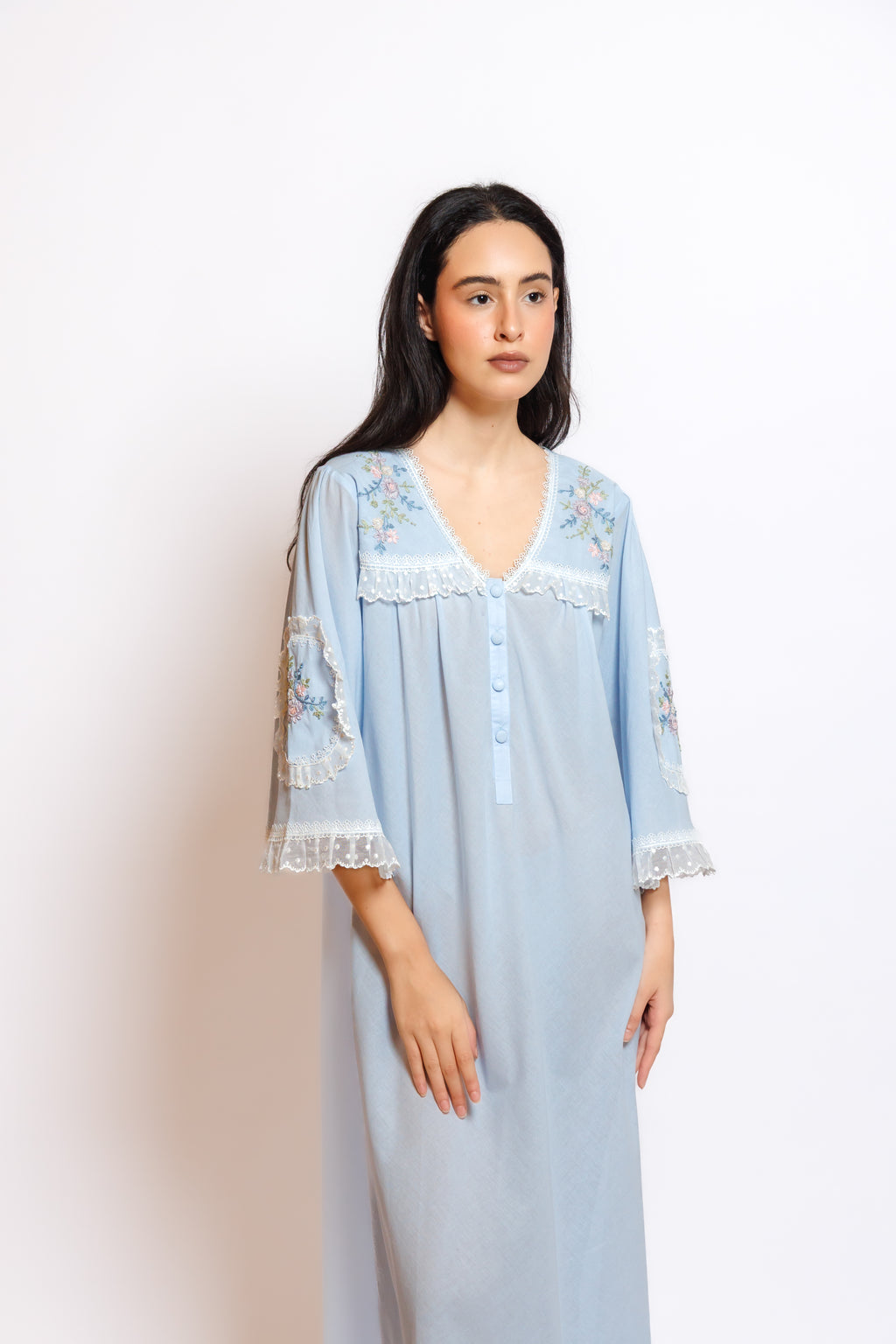 COTTON DRESS W/EMBROIDERY & LACE
