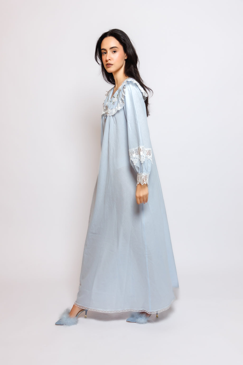 COTTON DRESS W/EMBROIDERY & LACE