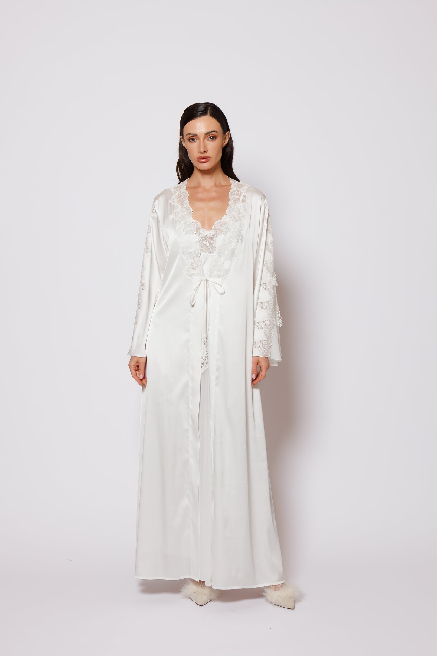 SILK NIGHTY ROBE W/LACE