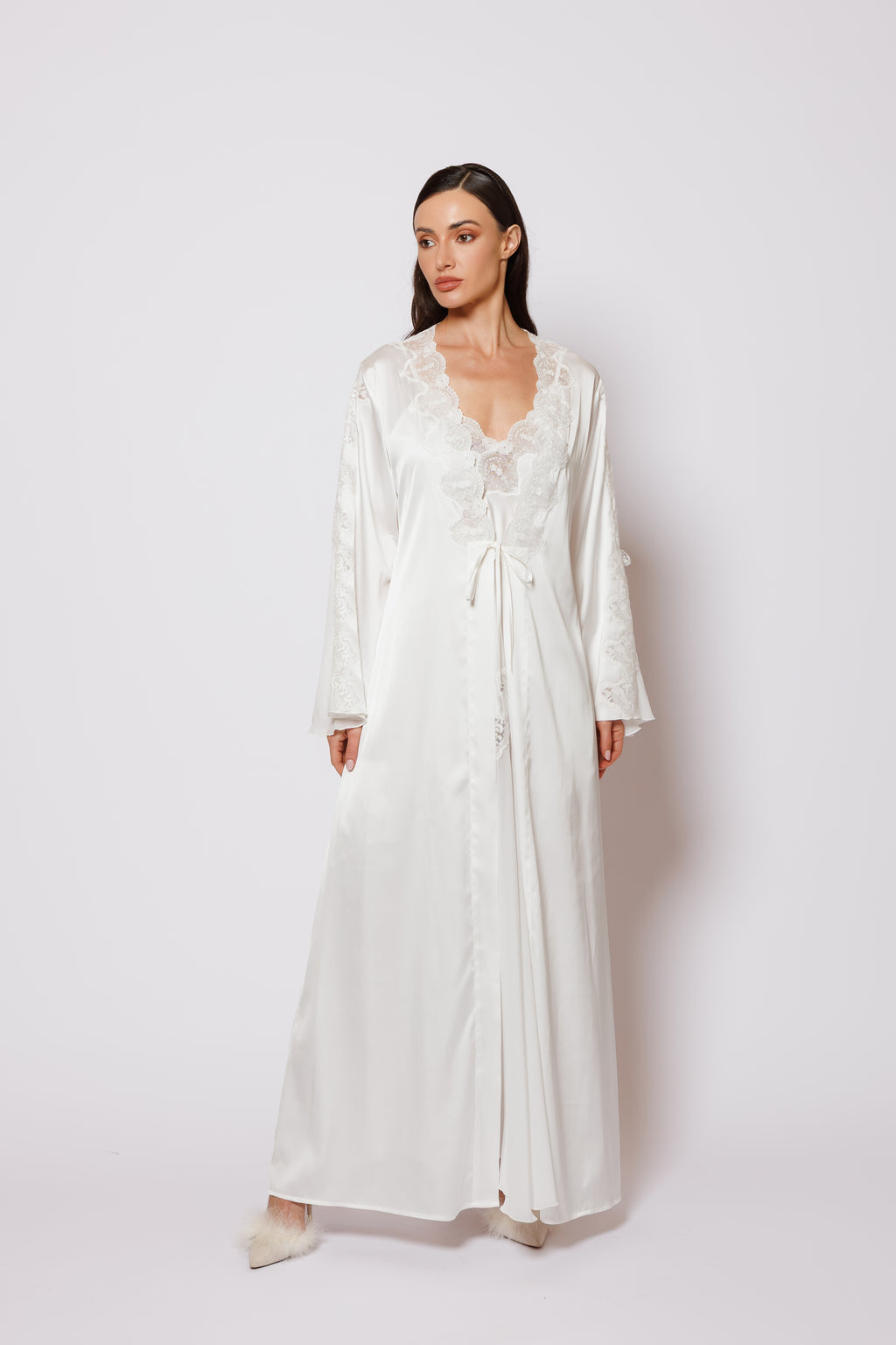 SILK NIGHTY ROBE W/LACE