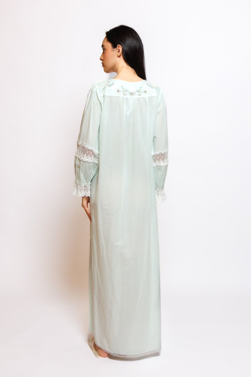 COTTON DRESS W/EMBROIDERY & LACE