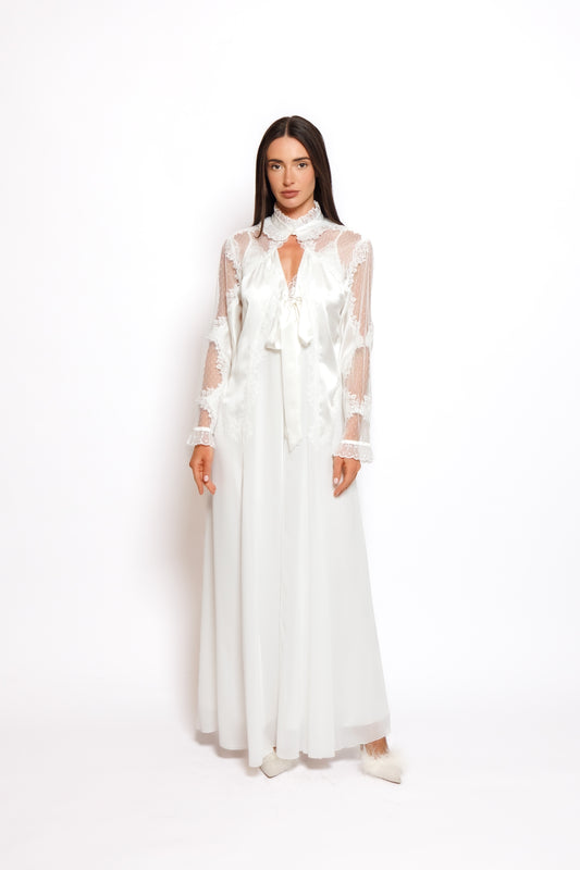 SILK NIGHTY AND ROBE W/LACE