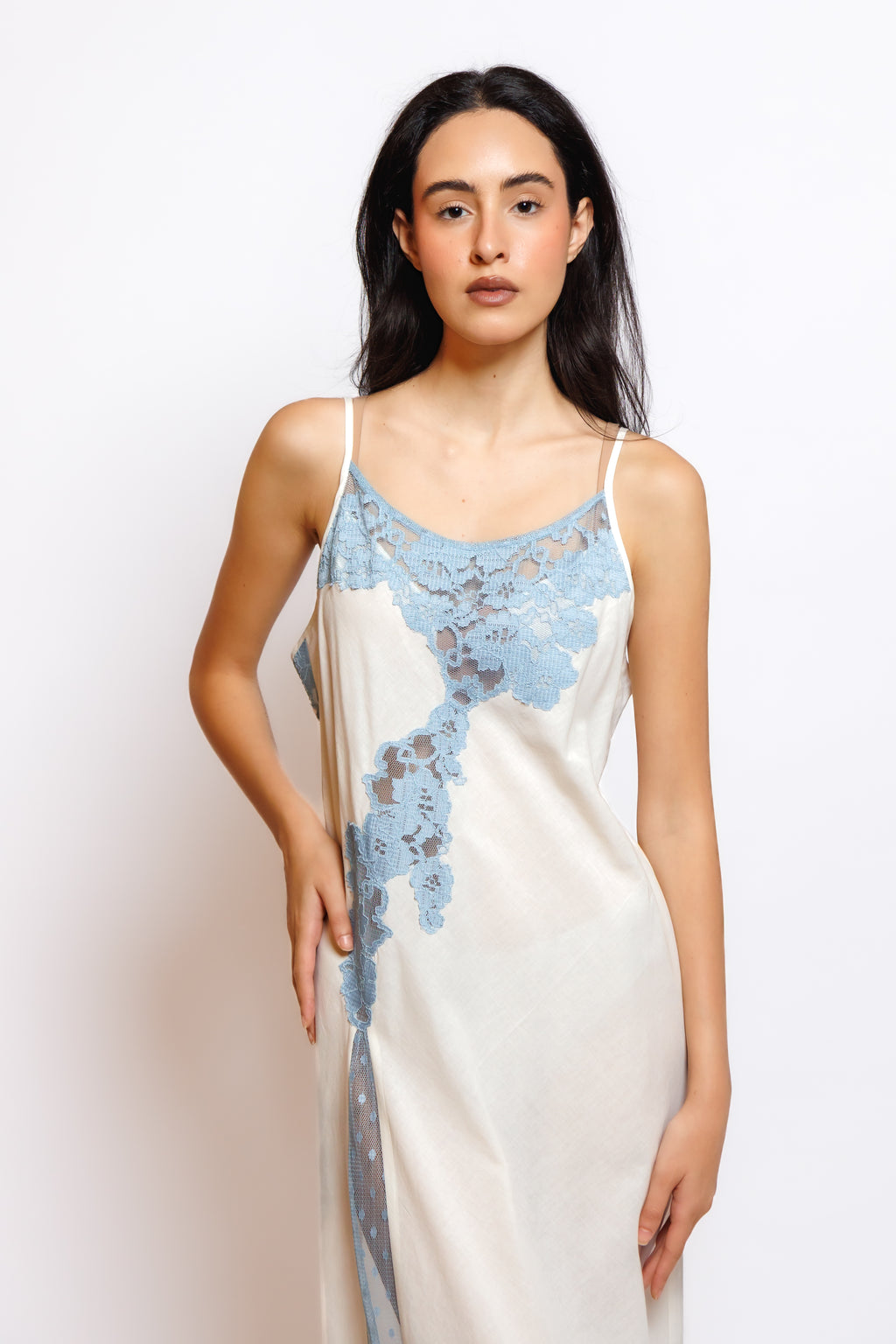 COTTON NIGHTY AND ROBE W/LACE