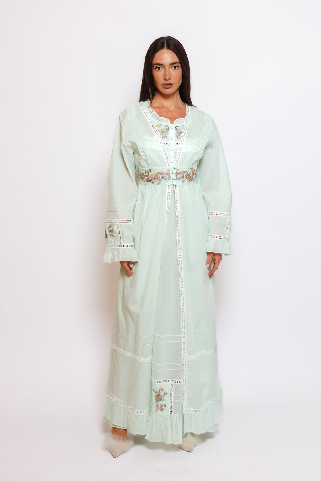 COTTON NIGHTY & ROBE W/ EMBROIDERY