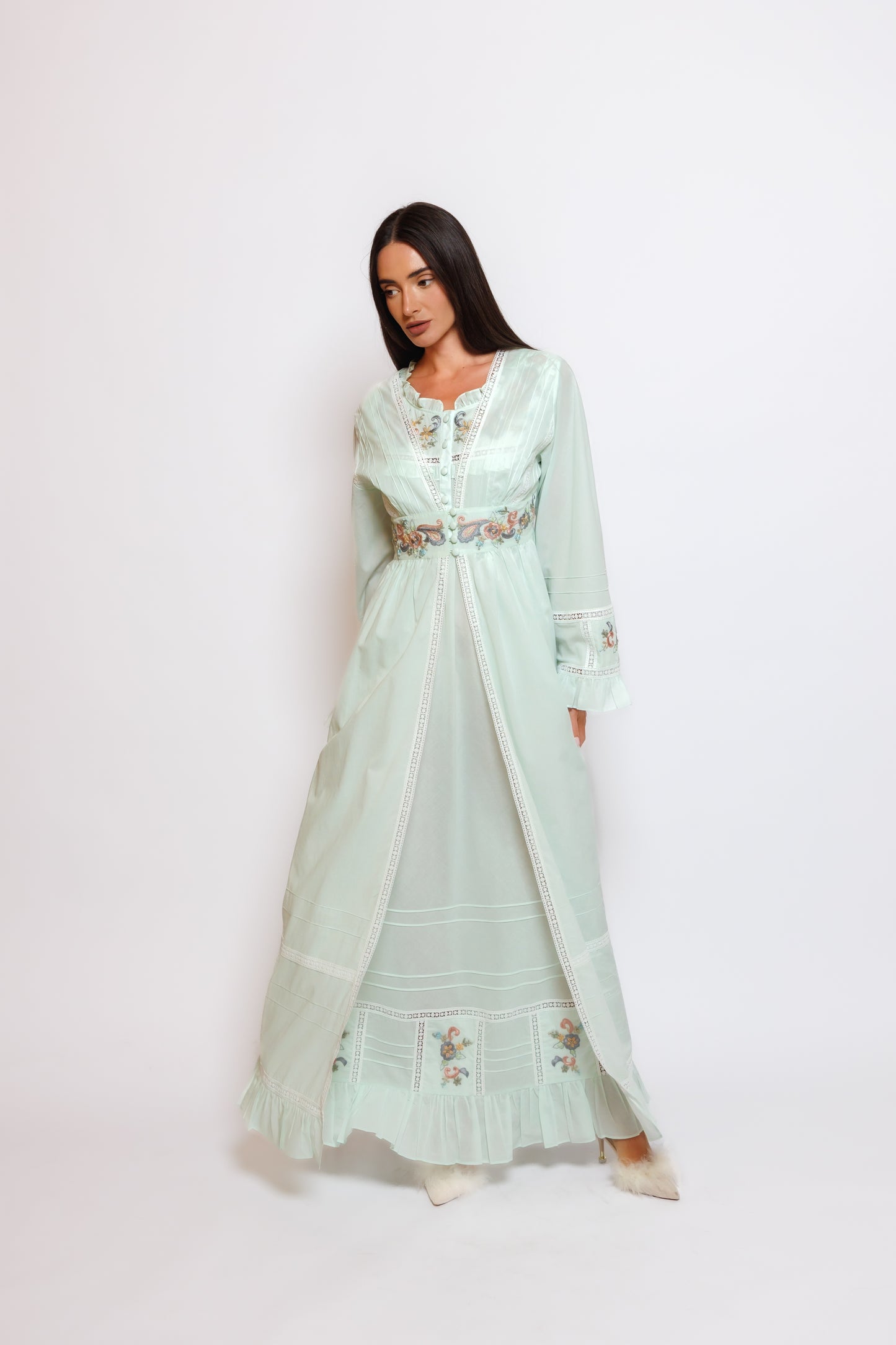 COTTON NIGHTY & ROBE W/ EMBROIDERY