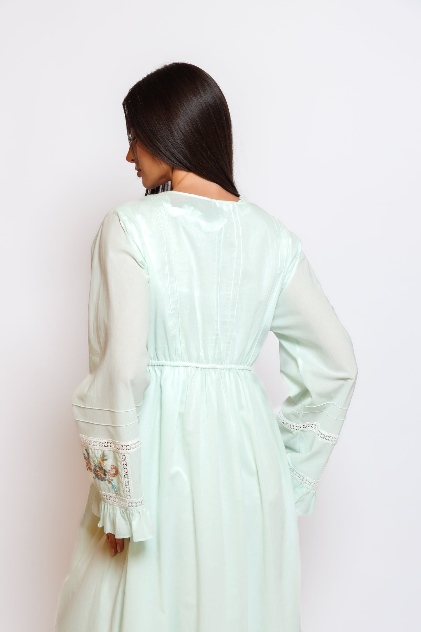 COTTON NIGHTY & ROBE W/ EMBROIDERY