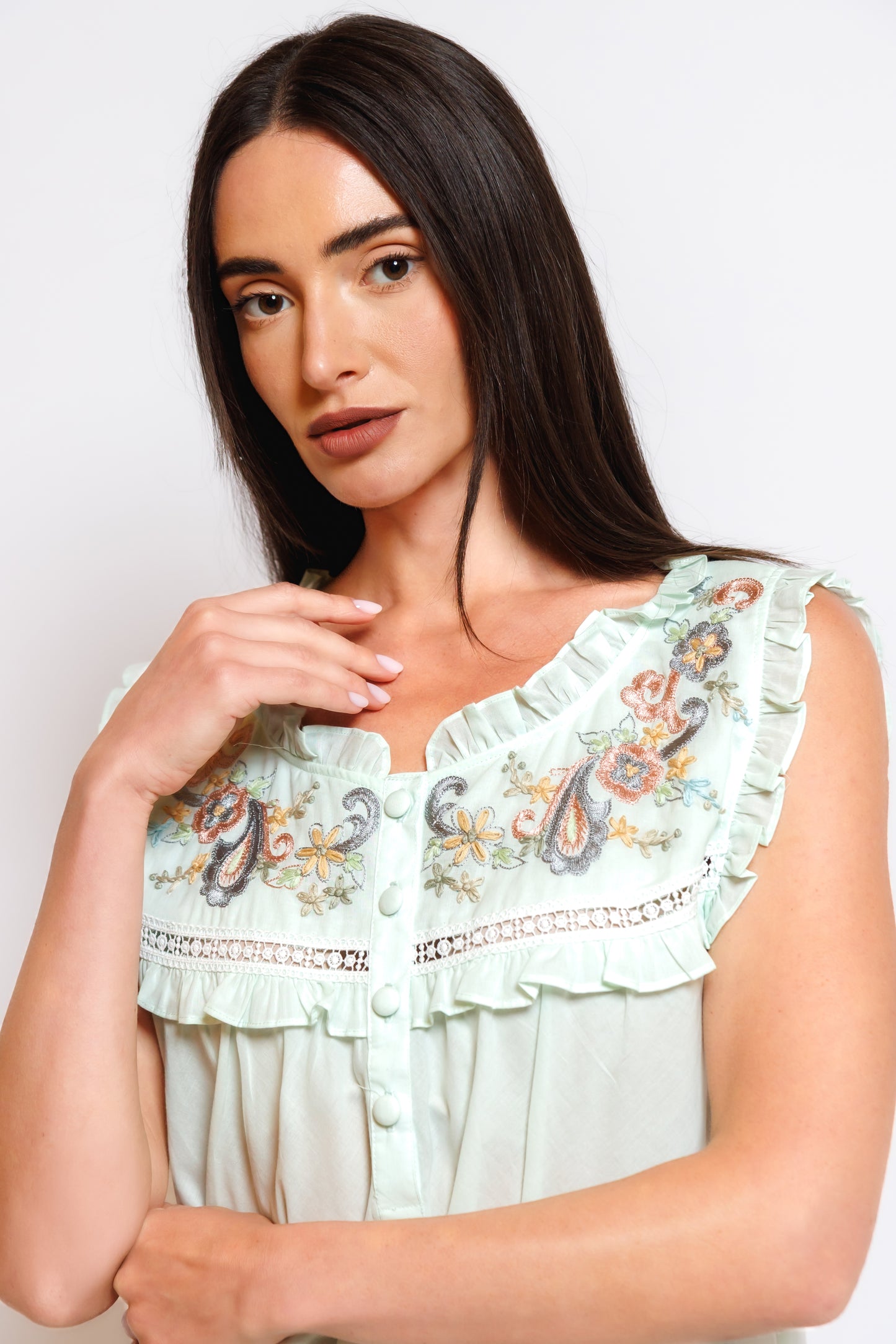 COTTON NIGHTY & ROBE W/ EMBROIDERY