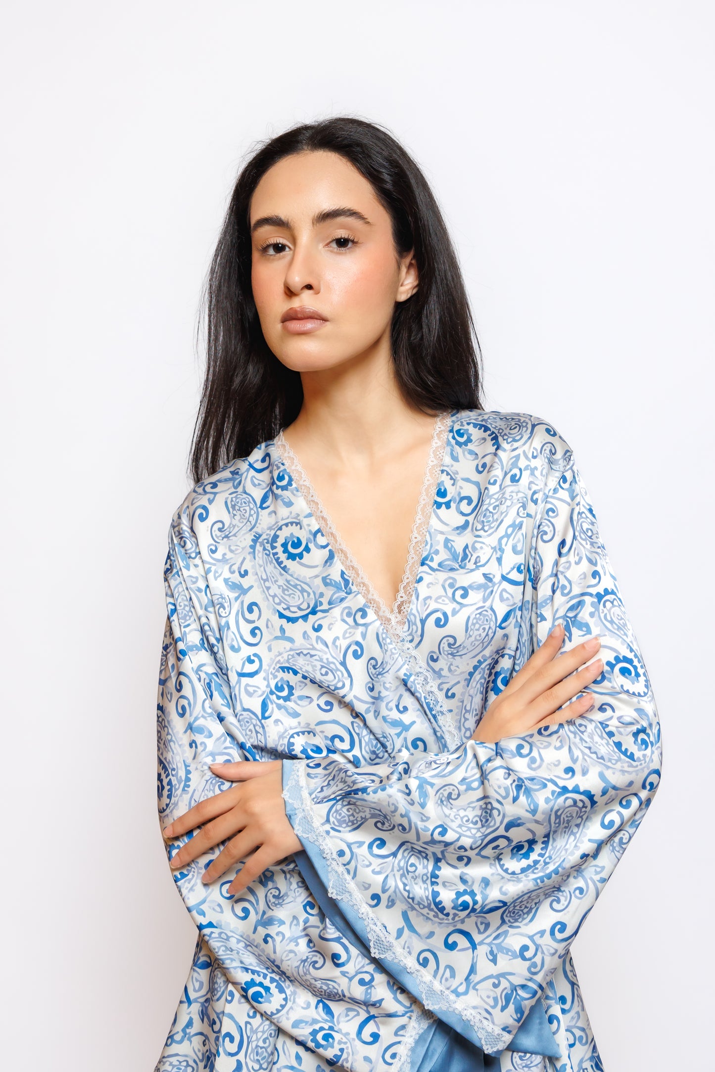 PRINTED SILK 2 IN 1 PLAIN WHITE PAJAMA