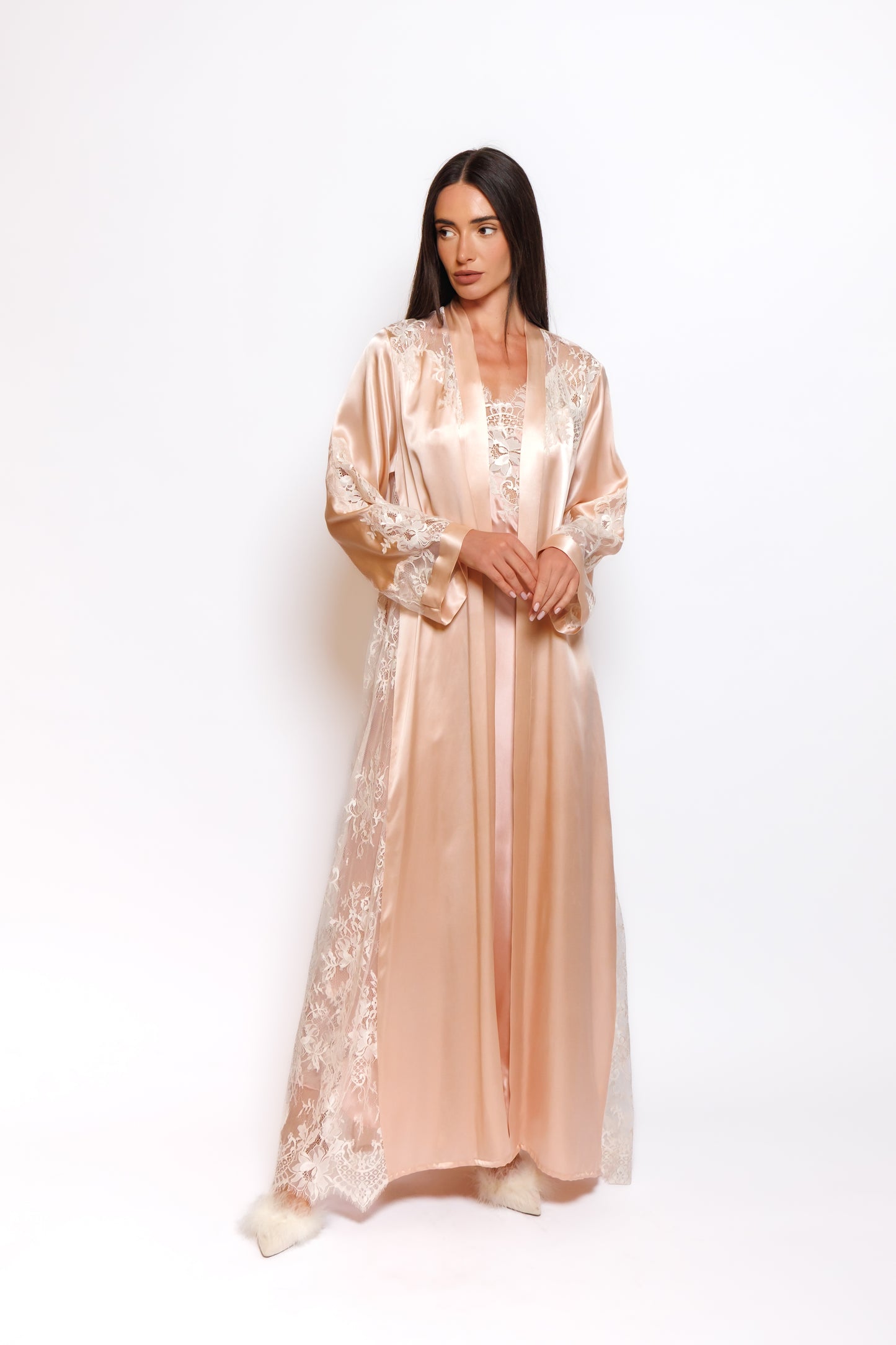 SILK NIGHTY AND ROBE W/LACE