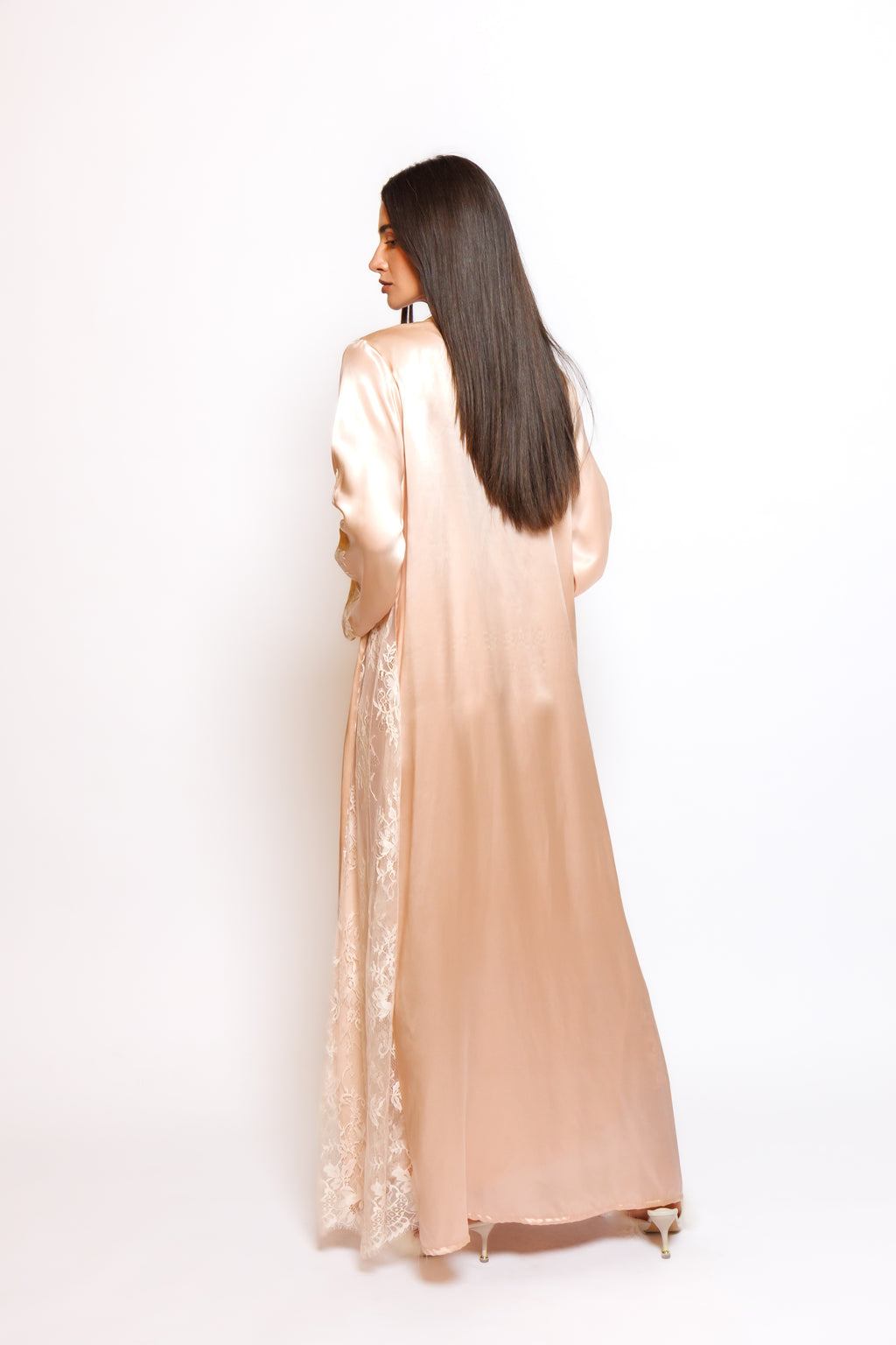 SILK NIGHTY AND ROBE W/LACE