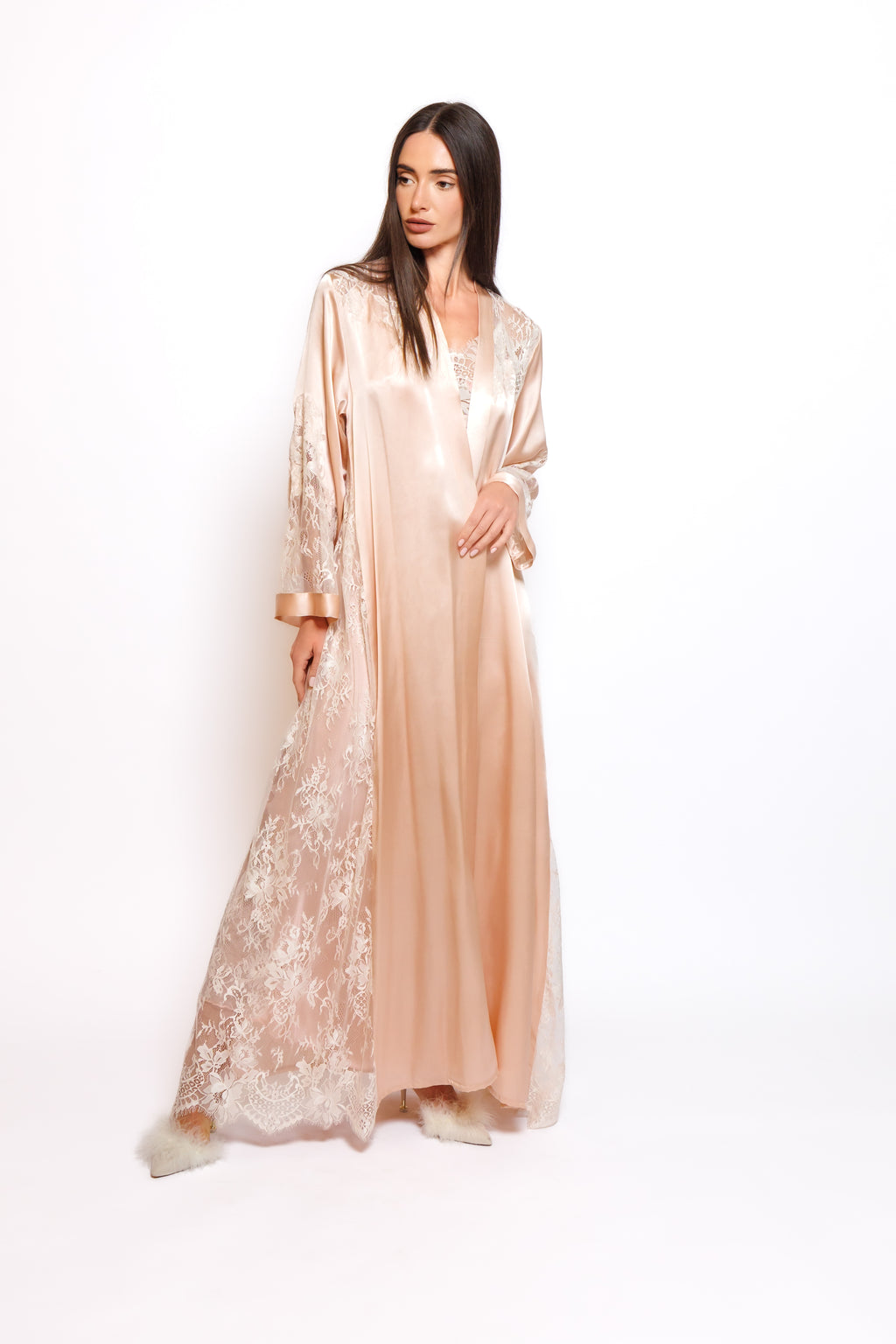 SILK NIGHTY AND ROBE W/LACE