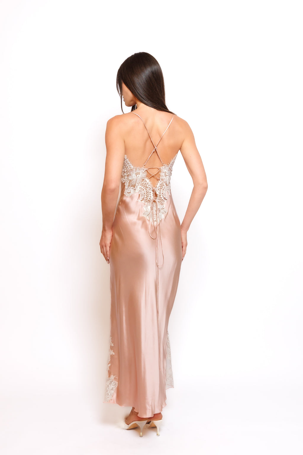 SILK NIGHTY AND ROBE W/LACE