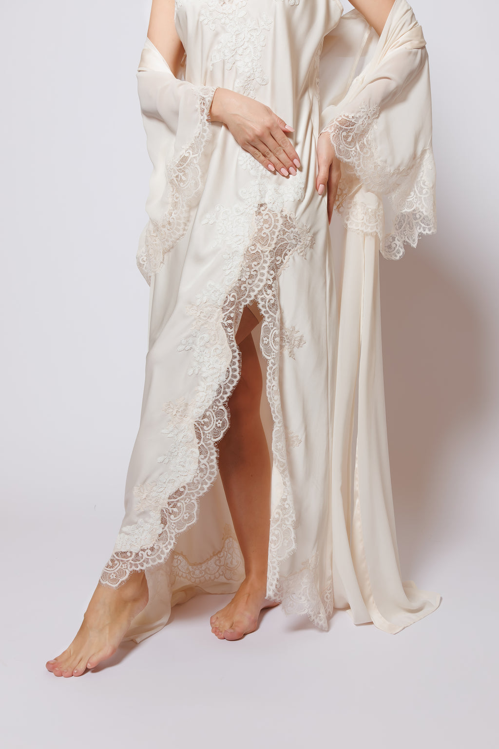 SILK NIGHTY AND ROBE SET