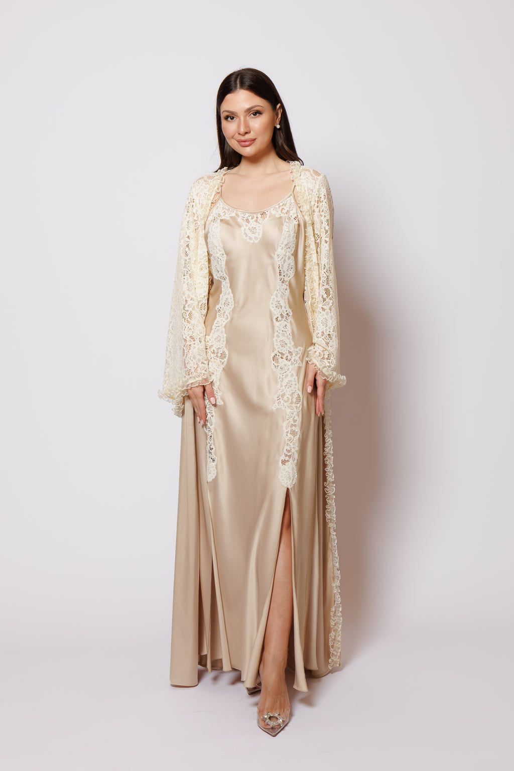set silk of beige