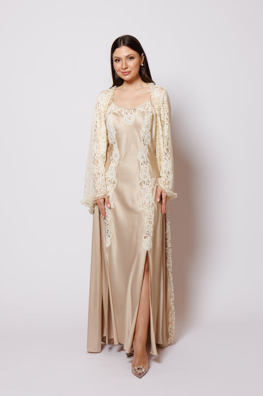 set silk of beige