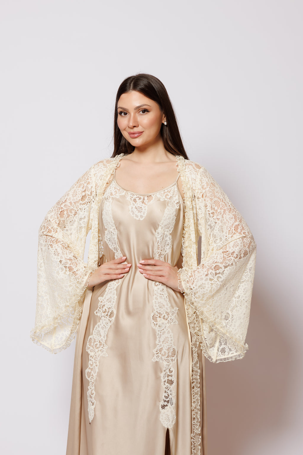 set silk of beige